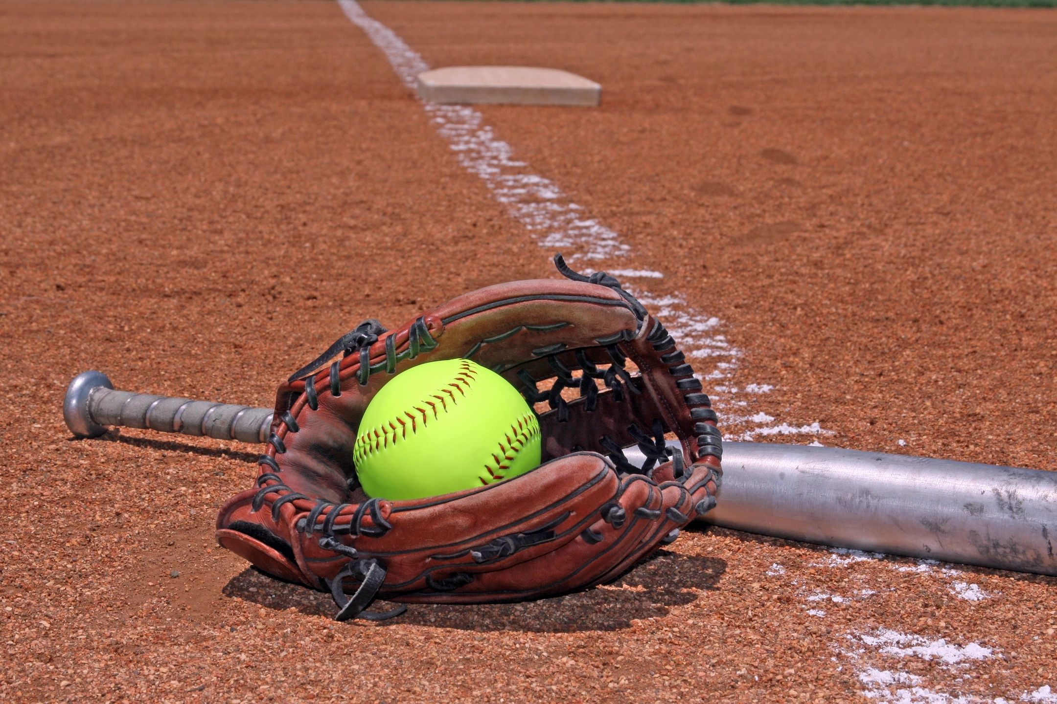 Varsity Softball vs Los Molinos @ RCS 3:00pm